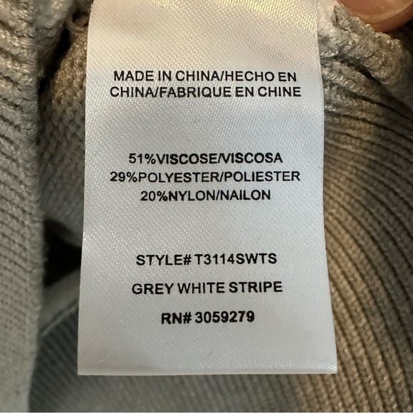 Thread & Supply Women's Striped Lotus Sweater - Gray and White Small NWOT - Picture 6 of 6